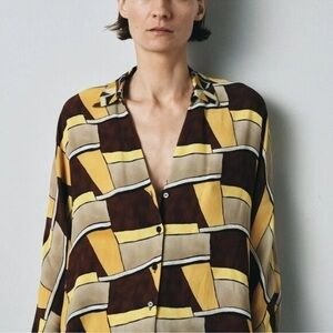 Zara geometric printed button front blouse shirt. Brown, yellow, beige.  Lg.
